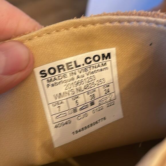 Sorel Acadia Kinetic Breakthru Boot – Waterproof & Cushioned - Picture 8 of 8